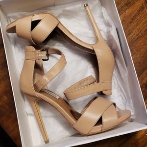 Steve Madden Mickey Stiletto Heels 8 fits like 8.5